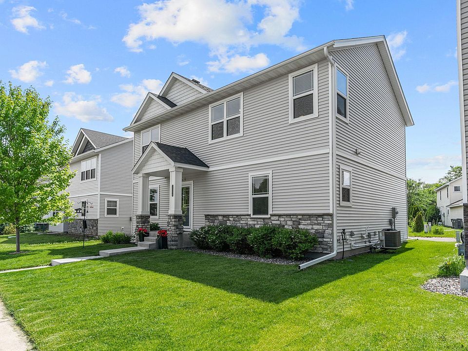 1st image of 3006 Hemingway Dr