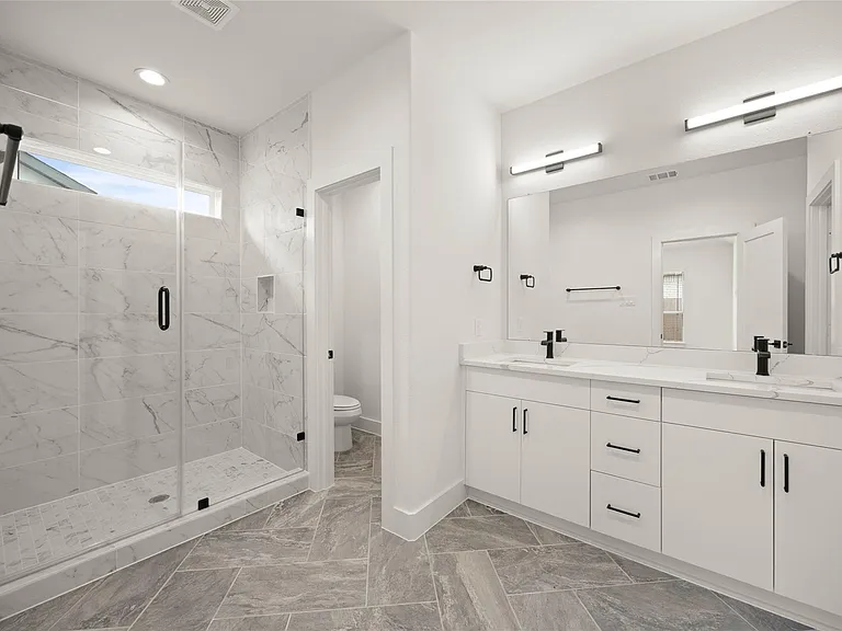 2711 Sunrise Breeze Dr — Photo 16