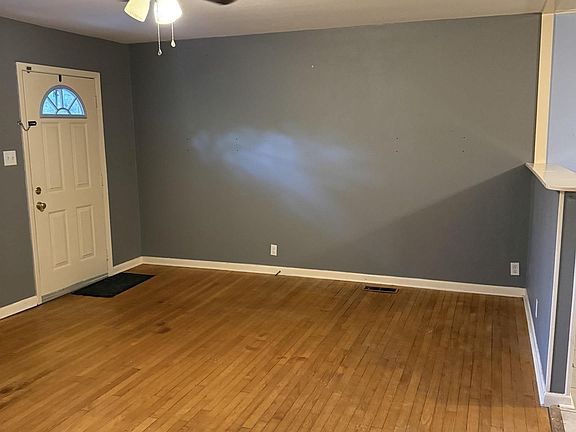 4th image of 118 Michele St