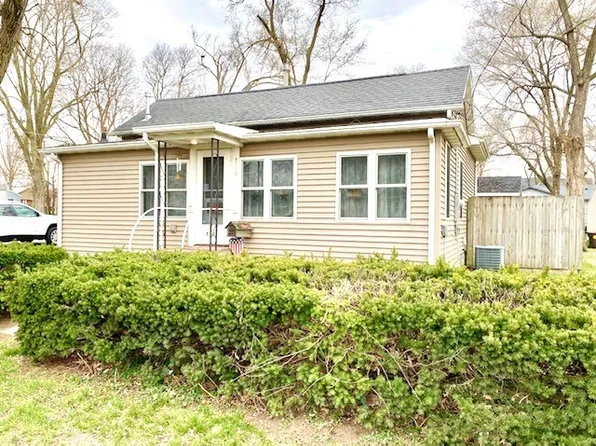 710 5th Ave, Rock Falls, IL 61071