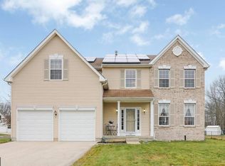 307 Pickwick Dr, Williamstown, NJ 08094