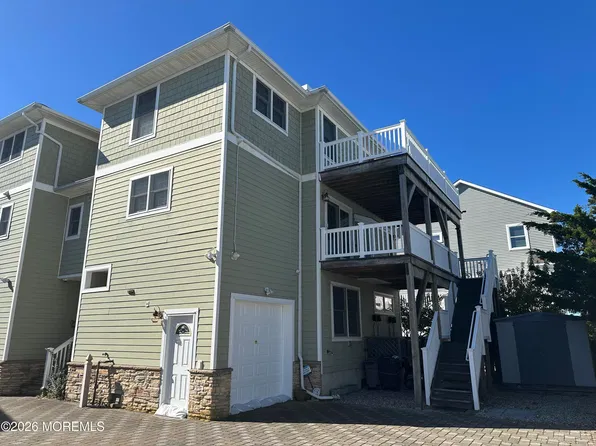 238 13th Avenue, Seaside Park, NJ 08752