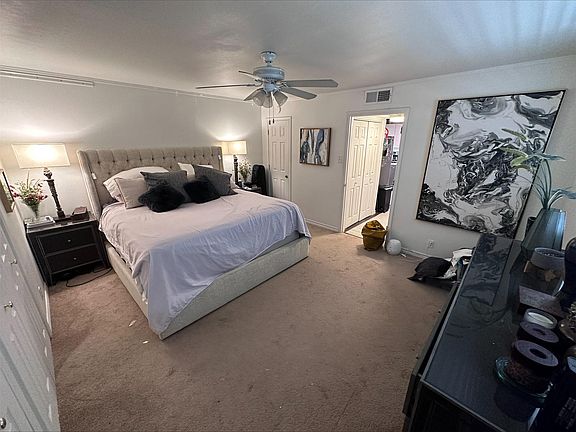 2nd image of 4222 Newton Ave APT 101