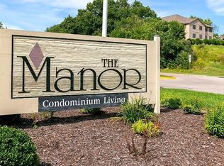 1104 Kimberly Rd UNIT 702, Bettendorf, IA 52722