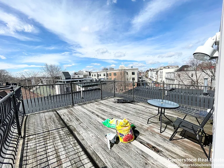 Ward St — Photo 16