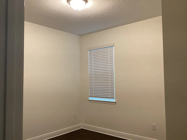 22407 Bellini Cir — Photo 12