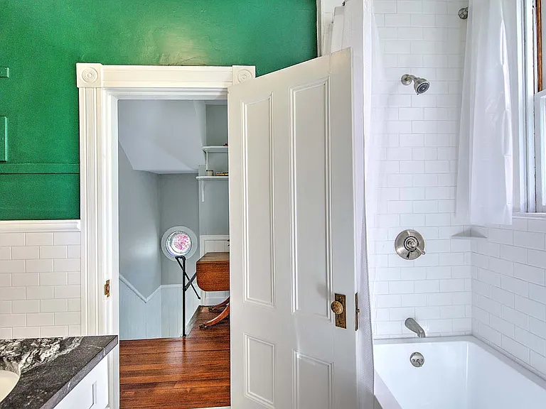 240 Brown St #2 — Photo 20