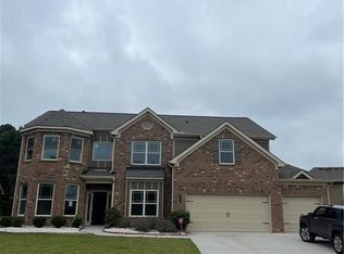 1404 Slate Bend Dr, Dacula, GA