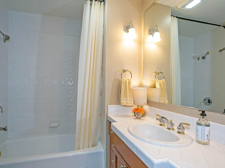 1455 NE Orenco Station Pkwy — Photo 32