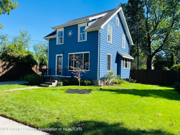 208 Black Ct, Lansing, MI 48906