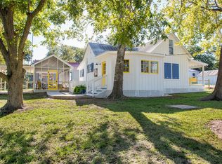 640 Houston St, New Ulm, TX 78950