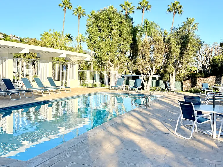 6483 Zuma View Pl #105 — Photo 30