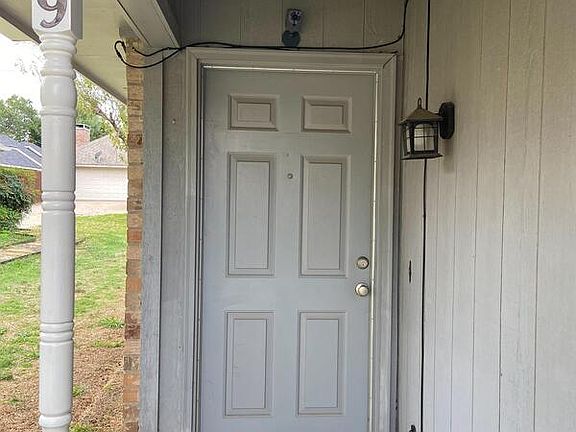 5th image of 709 Penn Pl