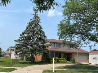 3543 Veronica Dr, Sterling Heights, MI 48310