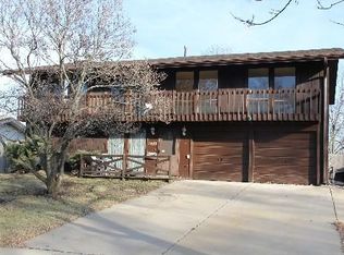 1435 Dennison Rd, Hoffman Estates, IL 60169