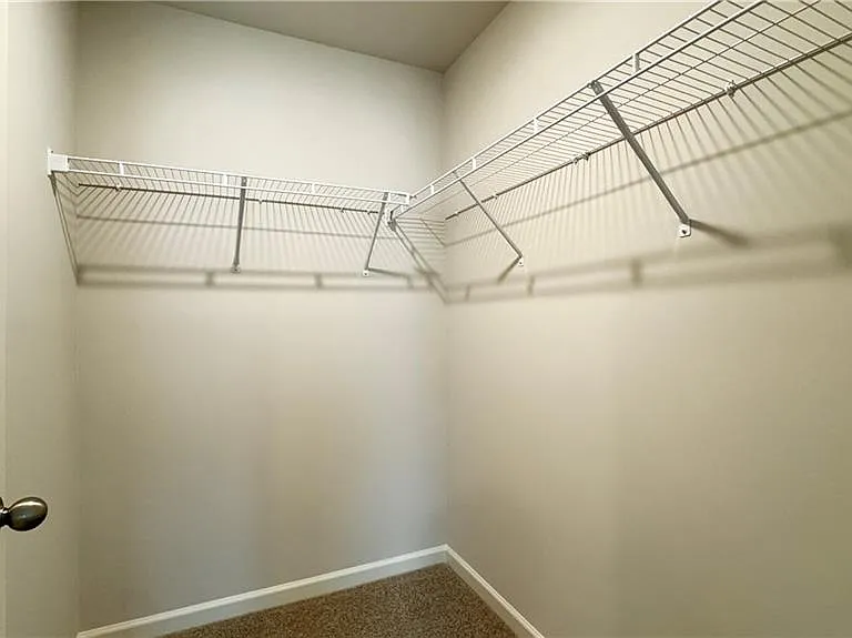 56 Thompson Ridge Ln — Photo 32