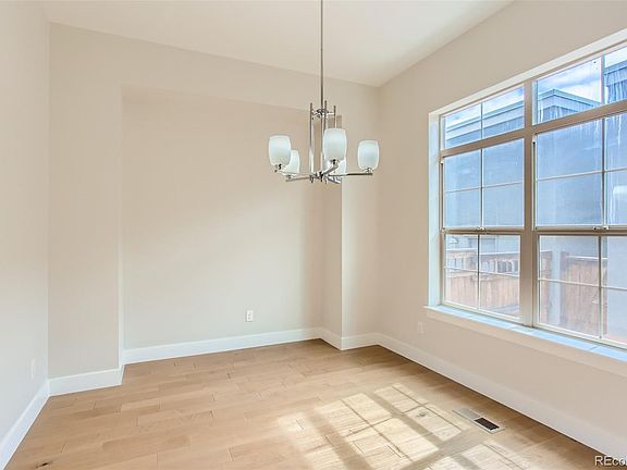 3rd image of 9168 Martin Luther King Blvd