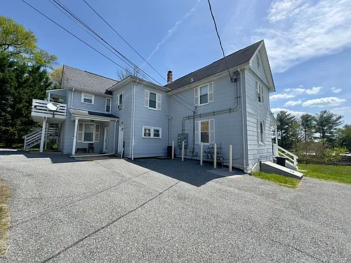 For Rent: Comfortable Living at 2910 Scherer Avenue Your Ideal Home Awaits! Photo 1