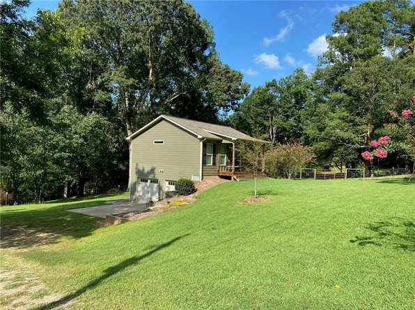 5014 Old Mulberry Rd, Flowery Branch, GA 30542