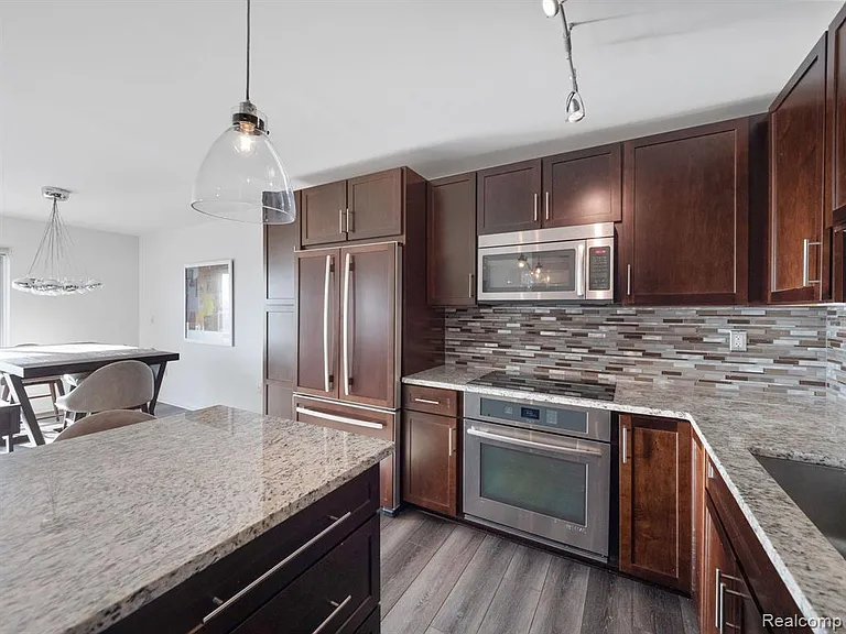411 S Old Woodward Ave #714 — Photo 8