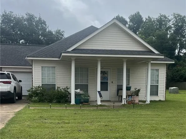 147 Aloys Cir, Natchitoches, LA 71457