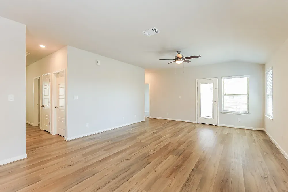 3 bed, 2029 sqft, $1,250 — Photo 3