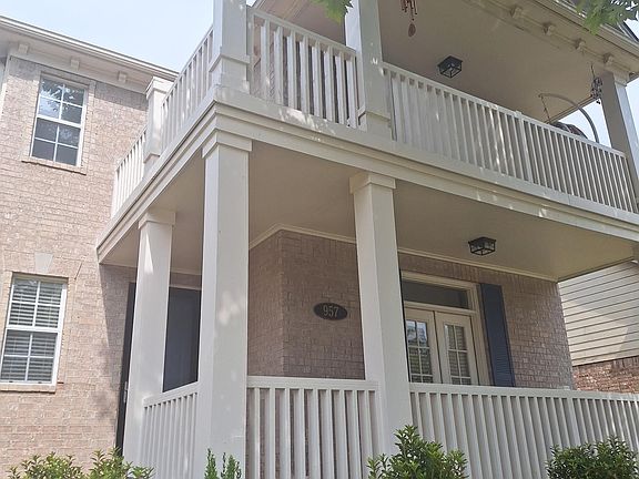 2nd image of 957 Cairn Creek Dr