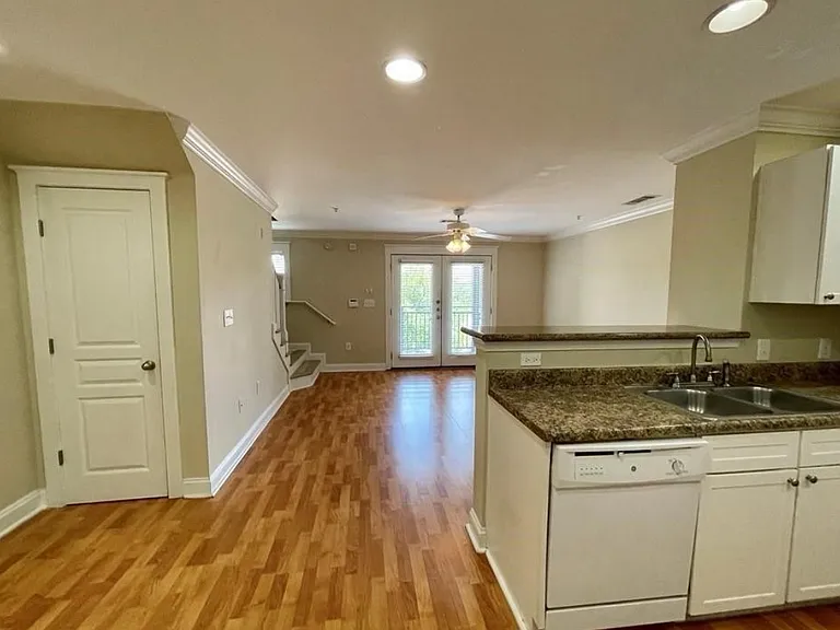 1725 Harvey Mitchell Pkwy S #1927 — Photo 4