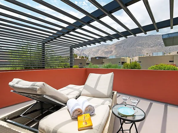 729 E Arenas Rd, Palm Springs, CA 92262