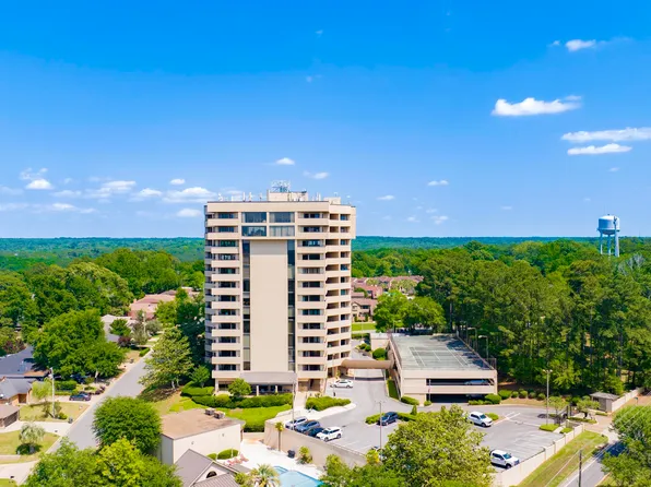 100 Tower Dr APT 703, Daphne, AL 36526