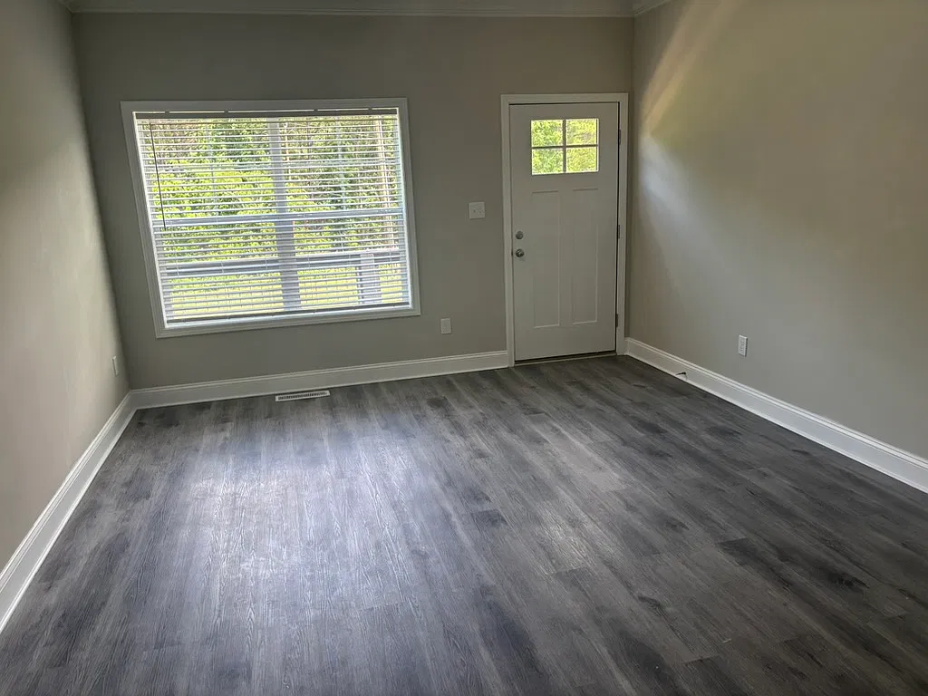 2 bed, 900 sqft, $1,725 — Photo 3
