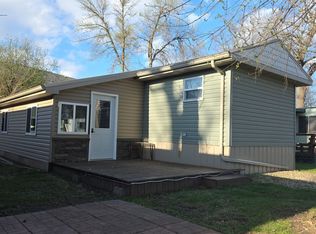 92 Rohr St #25, Arnolds Park, IA 51331