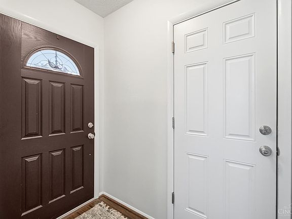 3rd image of 6896 Sequoia Ct