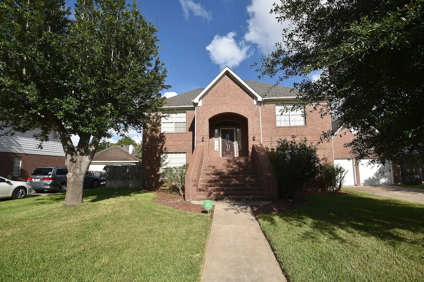 2527 Falcon Ridge St — Photo 2