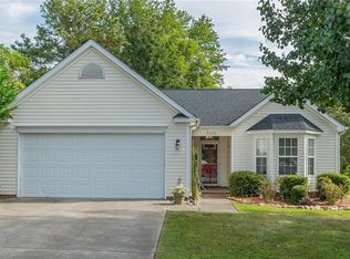 5225 Queensway Rd, Winston Salem, NC 27127