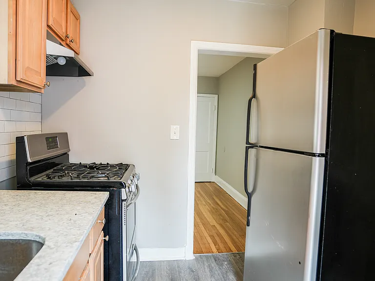 634 Willow Ave — Photo 13