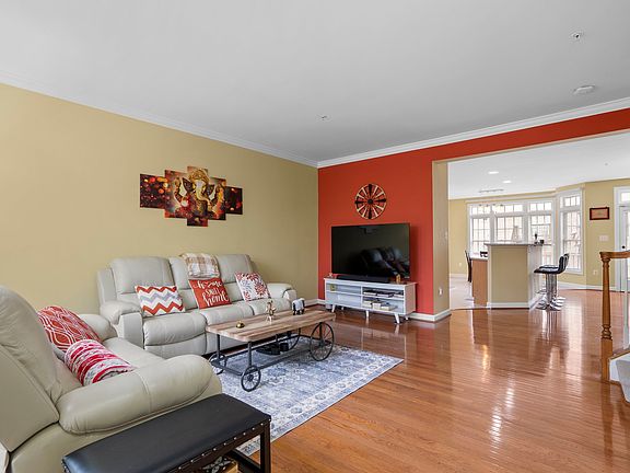 Main Level, Living Room
