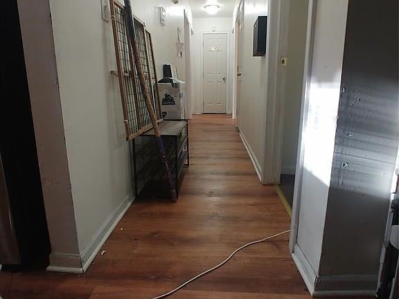2nd image of 14111 Auburn Ave