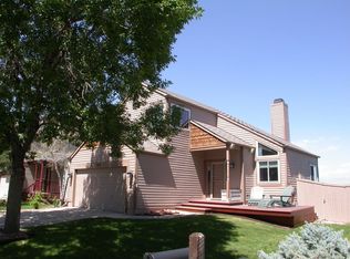 2435 Overlook Dr, Broomfield, CO 80020