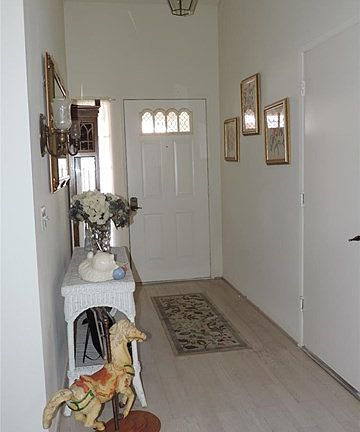 2nd image of 5932 Oakmont Dr