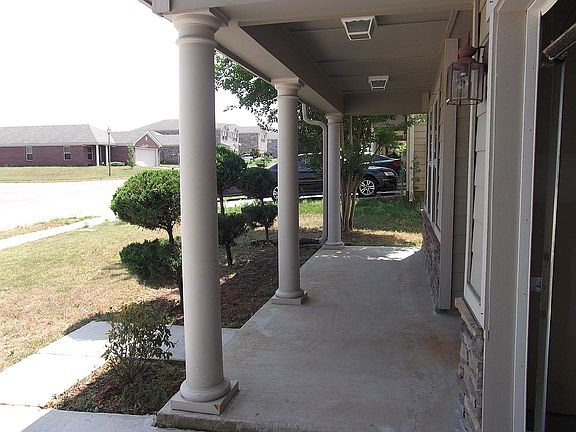 5th image of 132 Harold Murphy Dr