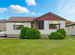 18 2nd Rd W, Hamilton, ON L8J2V3