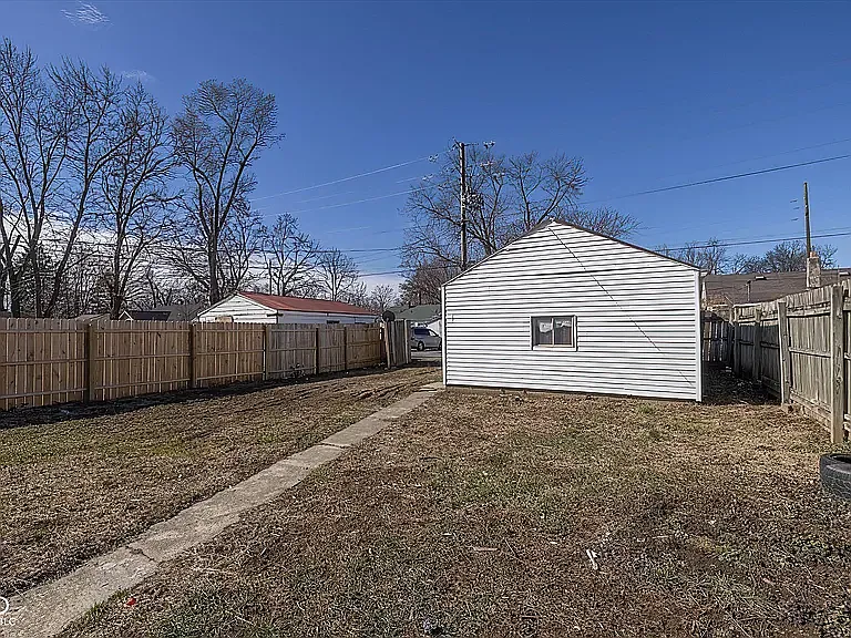 1148 Medford Ave — Photo 15