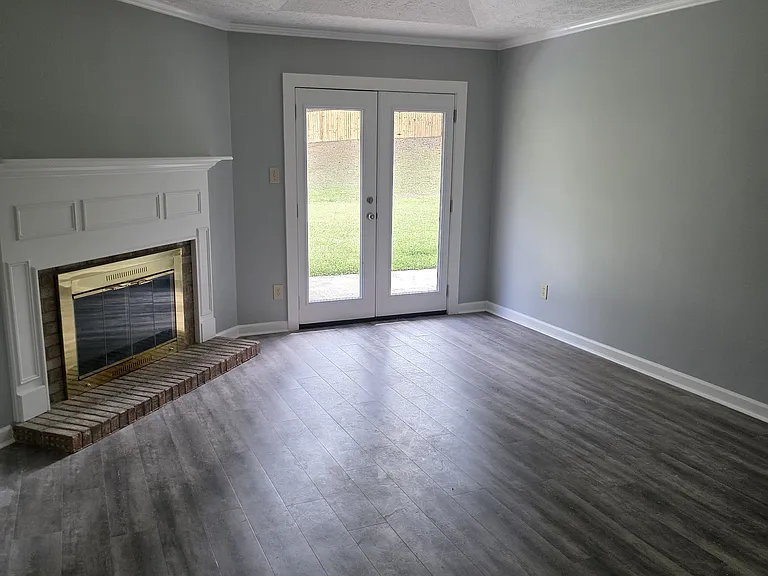 2546 S Cobb Loop Rd — Photo 2