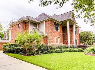 15615 River Maple Ln, Houston, TX 77062