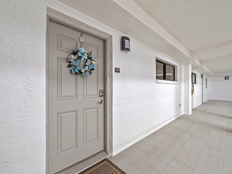 1104 Ben Franklin Dr #518 — Photo 42