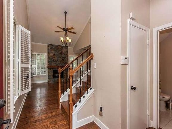 5th image of 8604 Cima Oak Ln #A