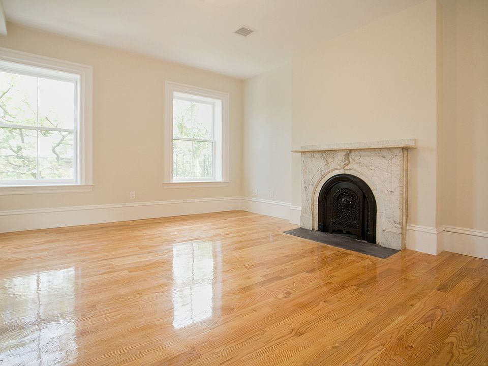 1st image of 658 Massachusetts Ave APT 4