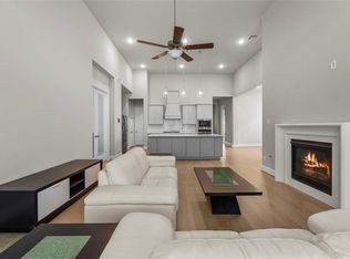2723 Lakeside Shore Dr, League City, TX 77573