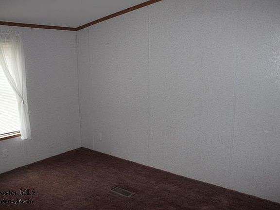 5th image of 875 S Main St